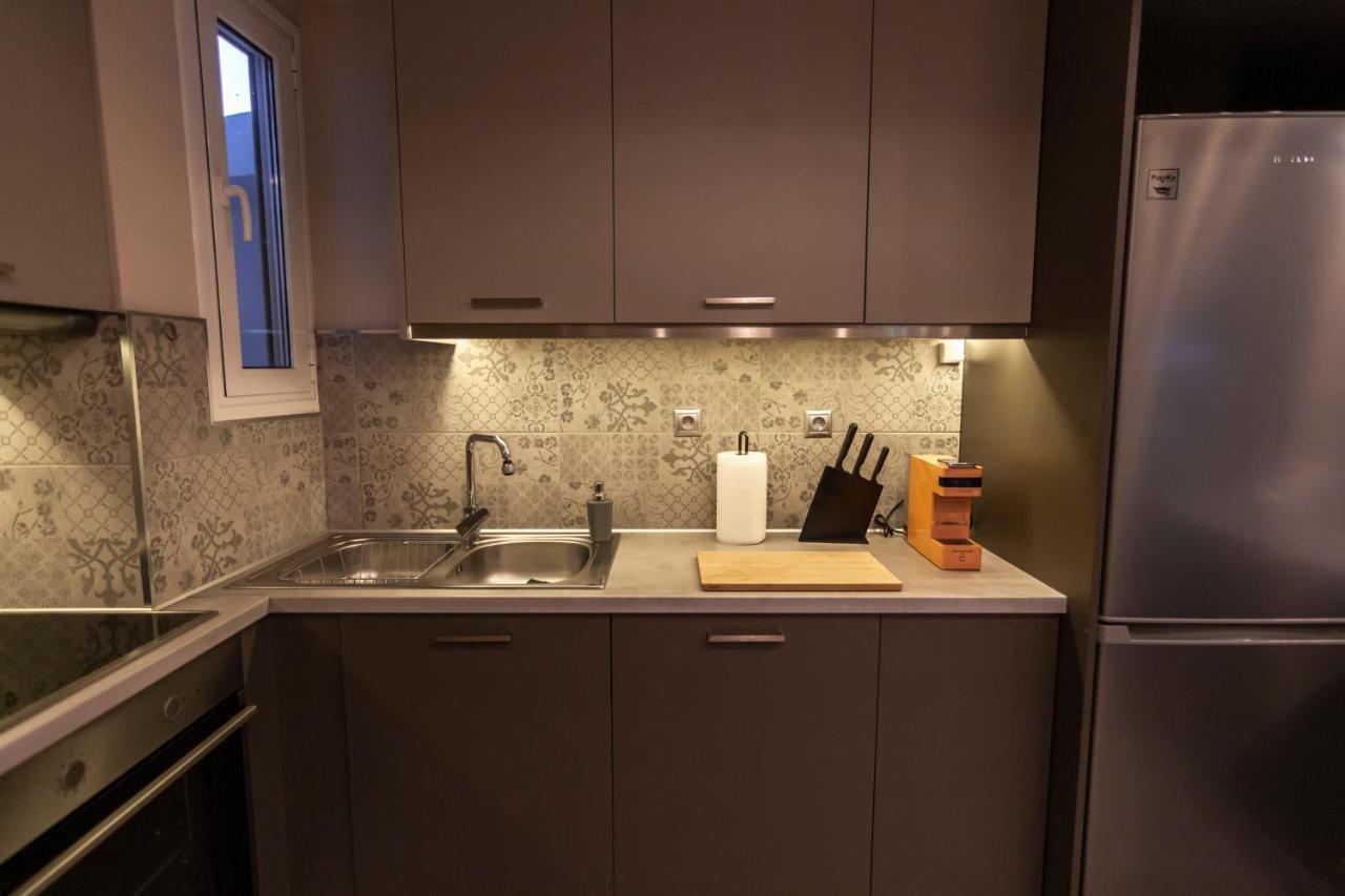 Luxury Apartment 10' From The Center! Athens Exterior photo